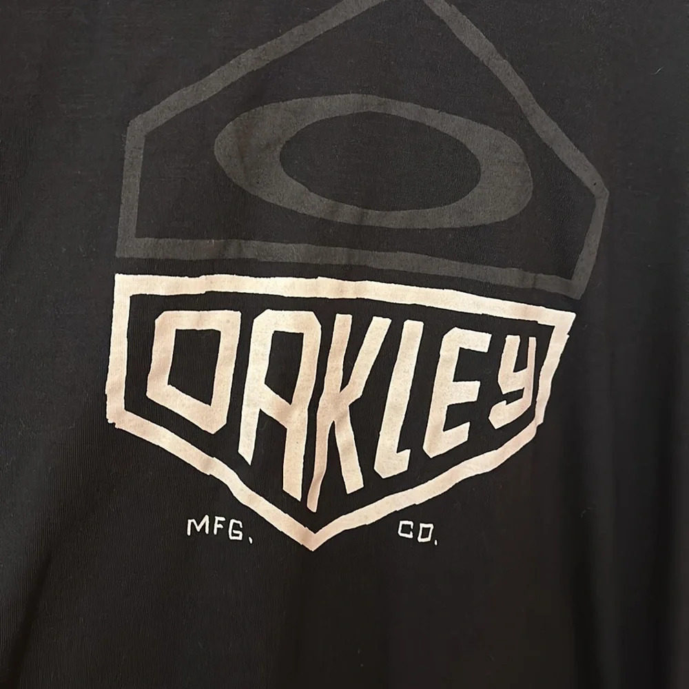 Oakley black & white graphic tee - Picture 2 of 4